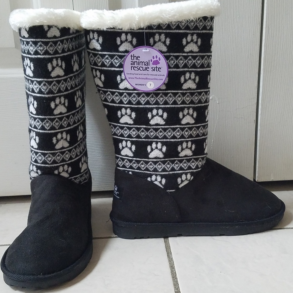 Paw Print Fur Boots Nwt